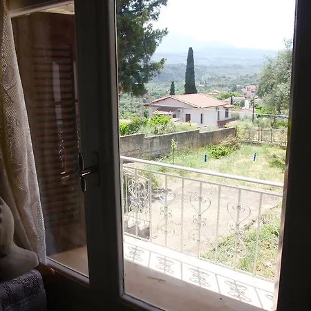 Village House Peloponnese Dom wakacyjny Ejo